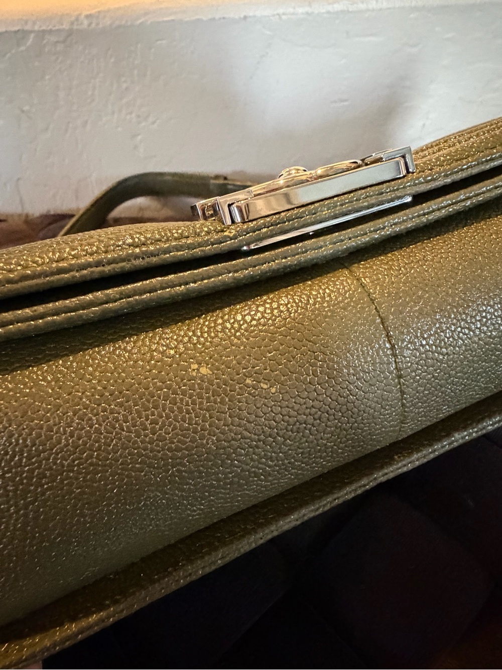 INSPIRED Quilted Bag with Convertible Chain Straps - Picture 3 of 13